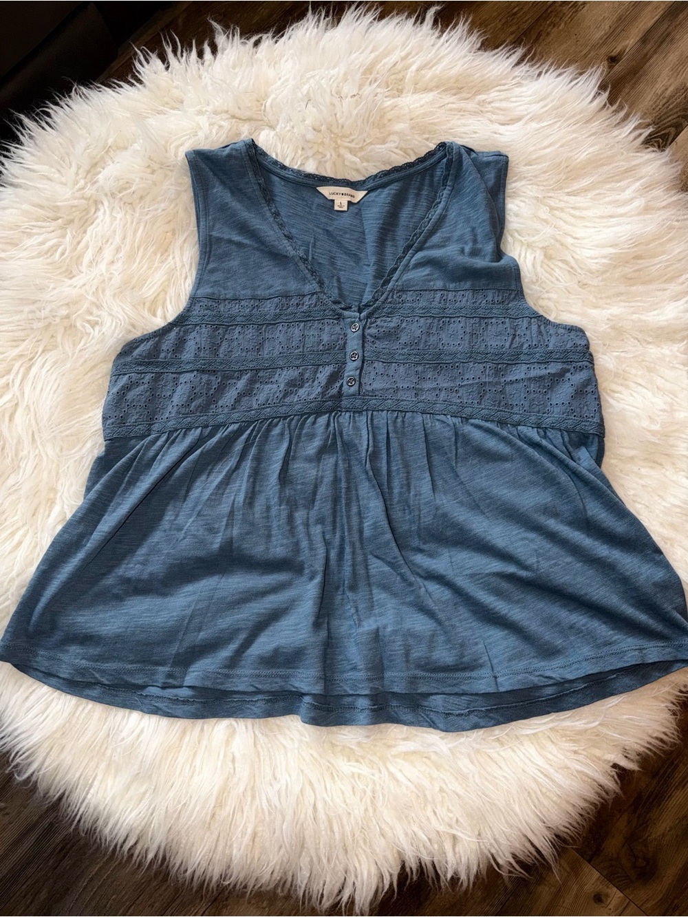 🤎 LUCKY // Western Boho Inspired Eyelet Lace Tank // Blue